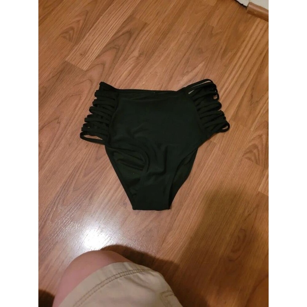 Holipick swim bottoms M NWT